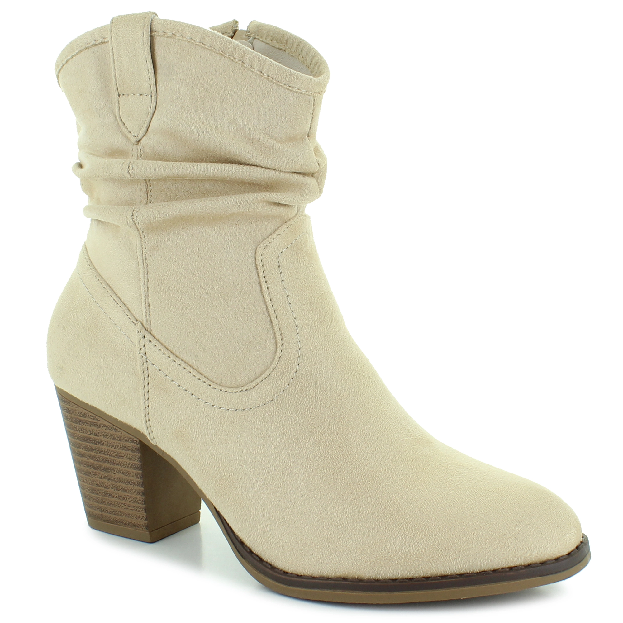 Dominique Nicole Charmaine