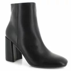 Sophia Taylor Sloane