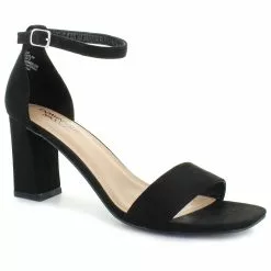 Dominique Nicole Mylah