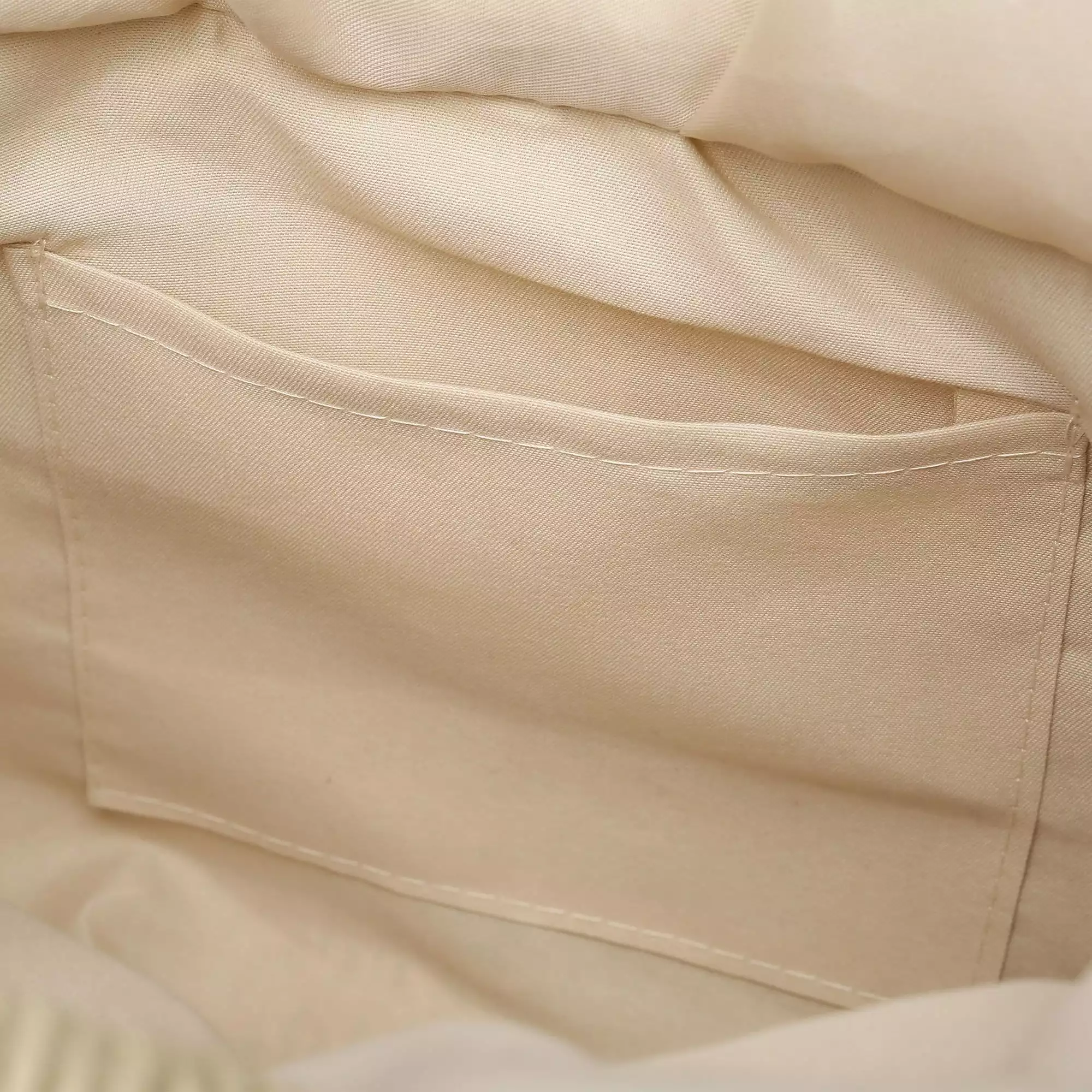 EverUgg Alessandra Lightweight Hand Carry Shoulder Bag - Image 5