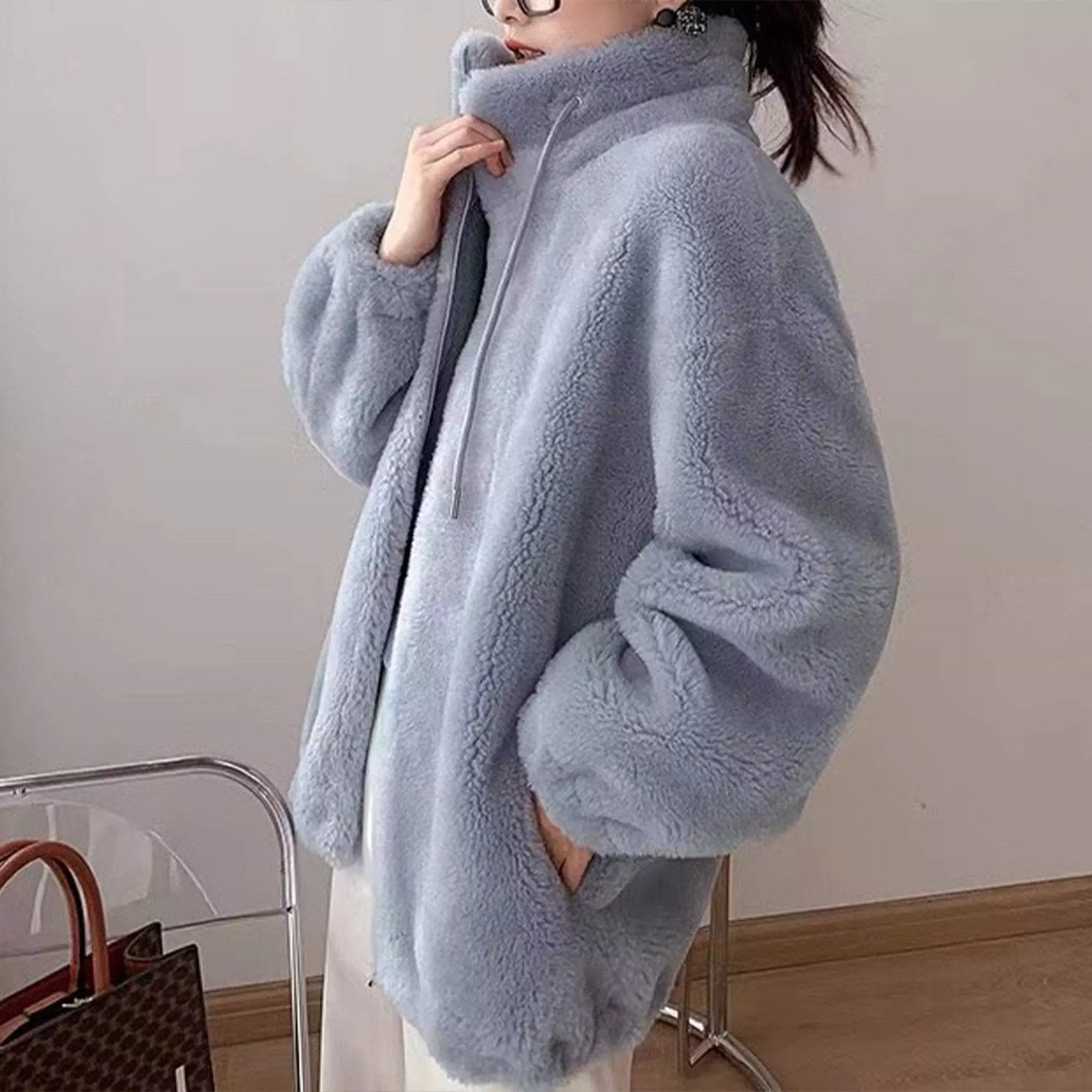 Ausnow Camille Sheepskin Teddy Jacket - Image 12