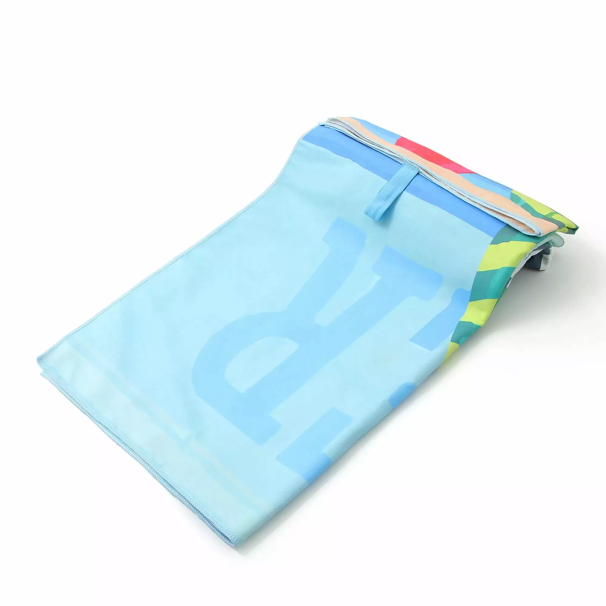 EverUgg Sand Free Marimar Beach Towel - Image 5